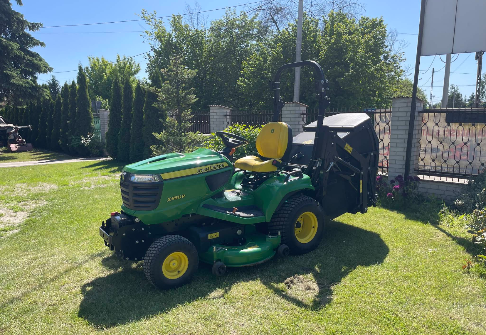Serwisowany traktorek ogrodowy John Deere X950R